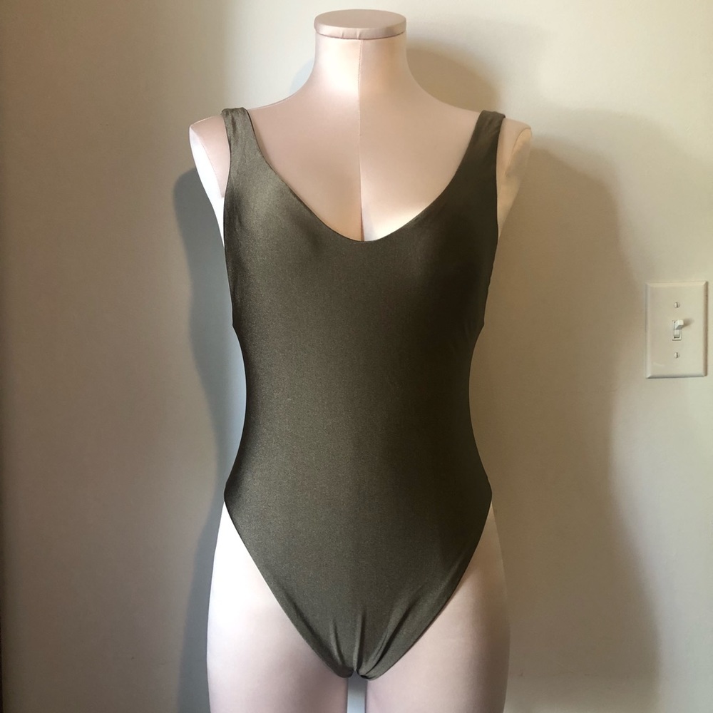 Reversible Drop-Back One Piece - Picture 3 of 9